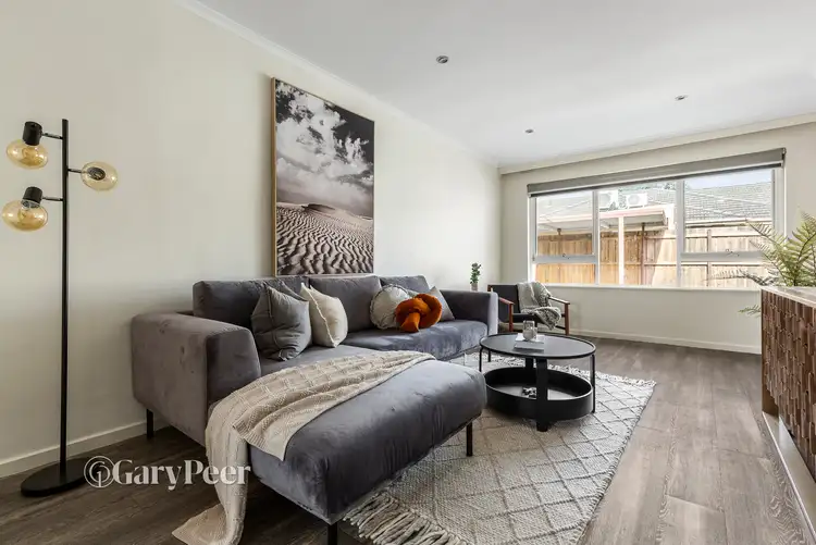 Second view of Homely villa listing, 2/9 Argyle Street, Bentleigh East VIC 3165