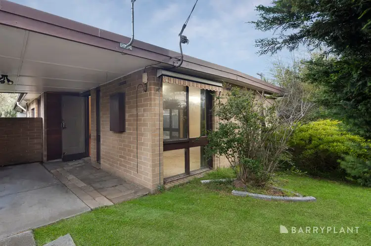 7 St Cuthberts Avenue, Dingley Village VIC 3172