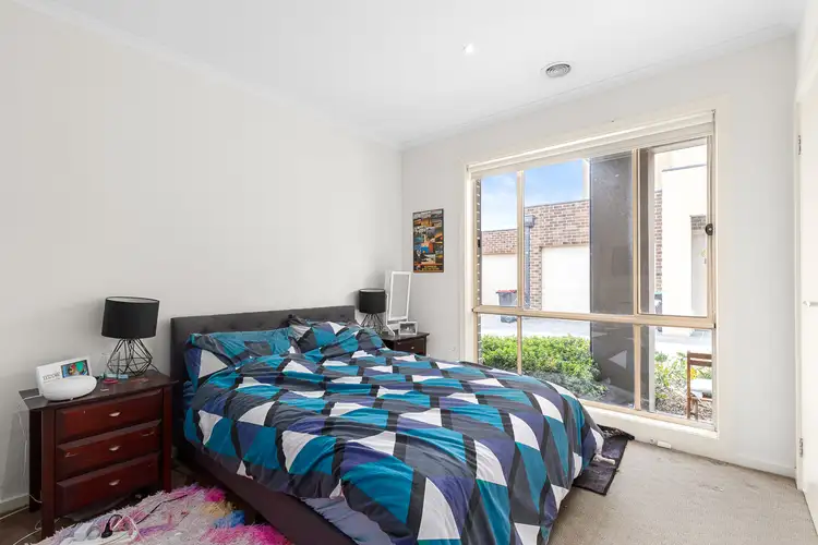 Fifth view of Homely unit listing, 8/12 Fishburn Grove, Harkness VIC 3337