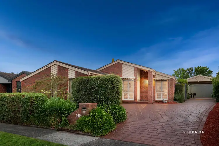 169 Windermere Drive, Ferntree Gully VIC 3156