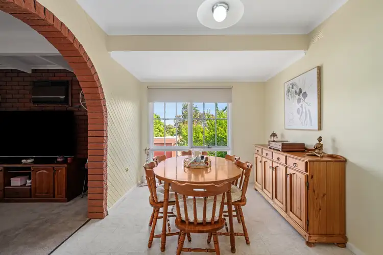 Sixth view of Homely house listing, 6 Carlisle Crescent, Wodonga VIC 3690