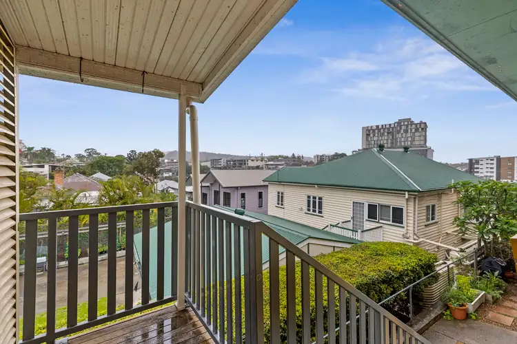 Fifth view of Homely unit listing, 2/75 Cunningham Street, Taringa QLD 4068