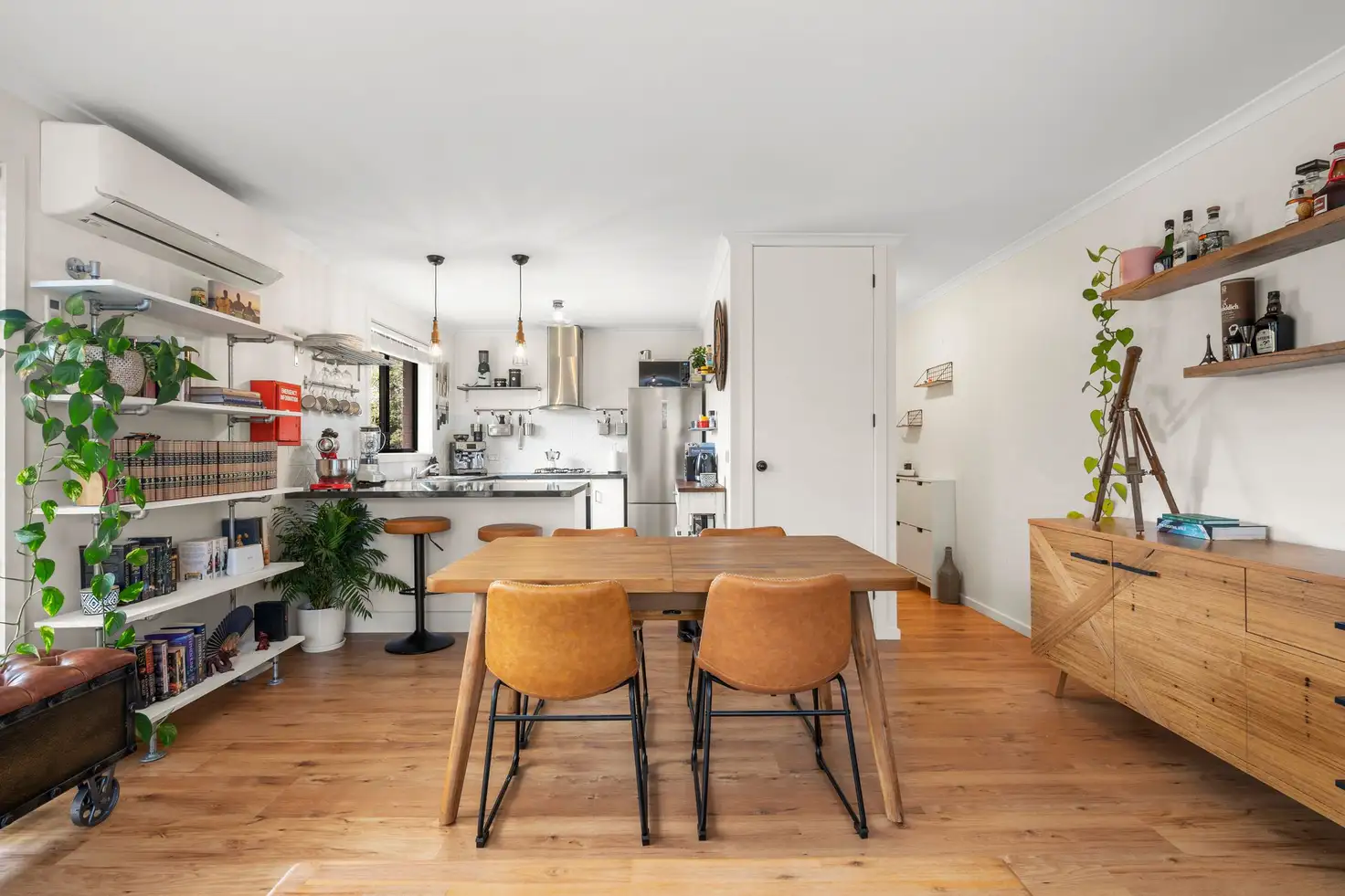 Main view of Homely unit listing, 2/23 Charlotte Avenue, Newcomb VIC 3219