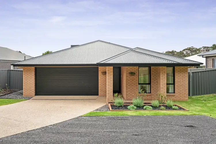 15 Zellar Court, Thurgoona NSW 2640