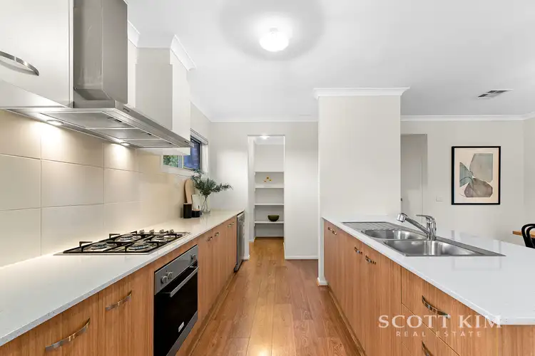 Fifth view of Homely townhouse listing, 1/24 Bradstreet Road, Mount Waverley VIC 3149