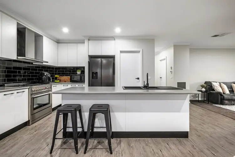 Fourth view of Homely house listing, 29 Dirrinan Court, Wirlinga NSW 2640