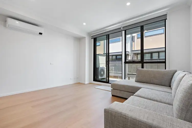 Second view of Homely unit listing, 2/3 James Street, Bayswater VIC 3153