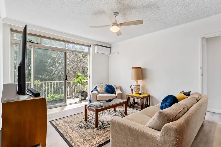 10/3 Lewis Street, Kingsville VIC 3012