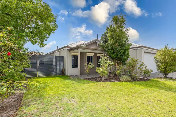 5 Holroyd Gardens, Millbridge WA 6232