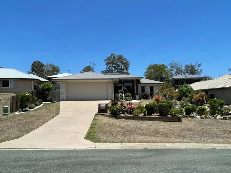10 Vista Close, Southside QLD 4570