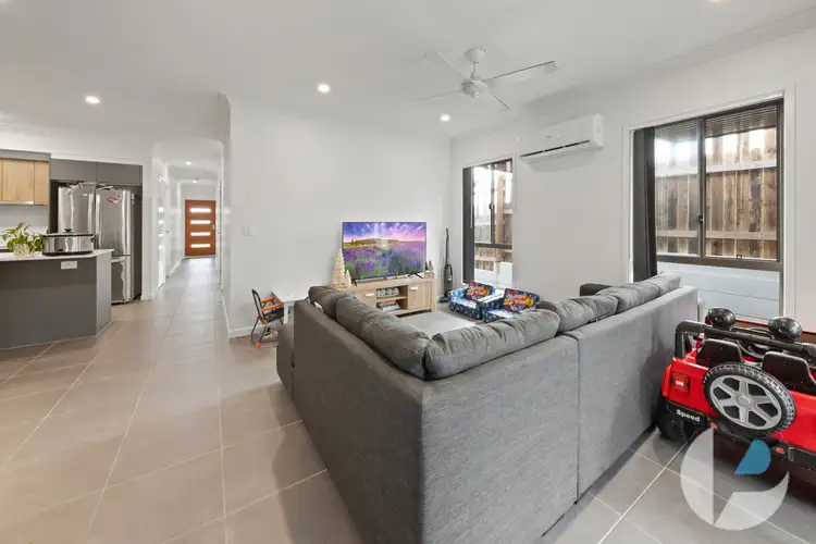 Fifth view of Homely house listing, 2/72 Boyland Way, Flinders View QLD 4305