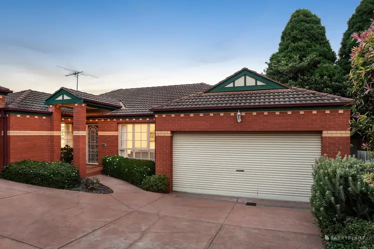 2/82 King Street, Doncaster East VIC 3109