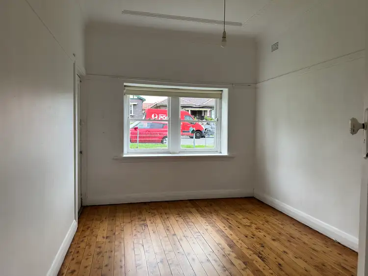 Fourth view of Homely semi-detached listing, 33 Jubilee Avenue, Carlton NSW 2218