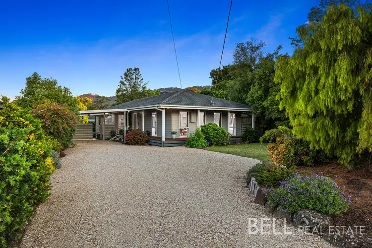2A Magnolia Grove, Montrose VIC 3765