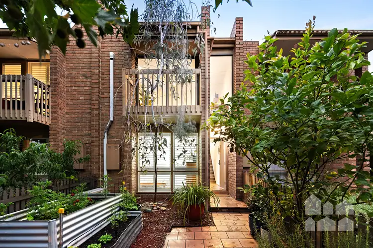 5/37 Ballarat Road, Footscray VIC 3011