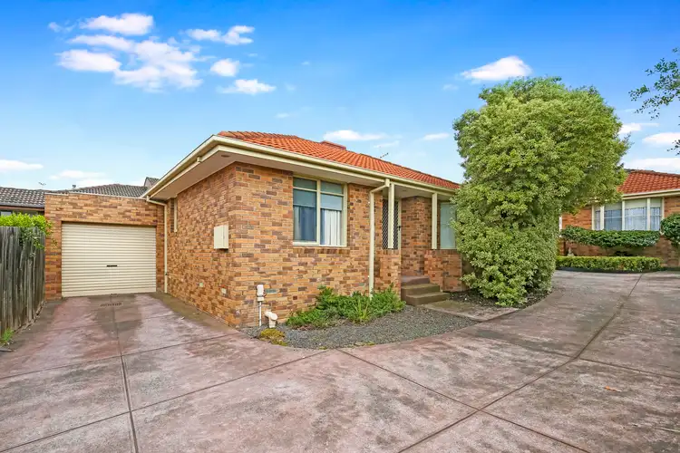 2/90 Purinuan Road, Reservoir VIC 3073