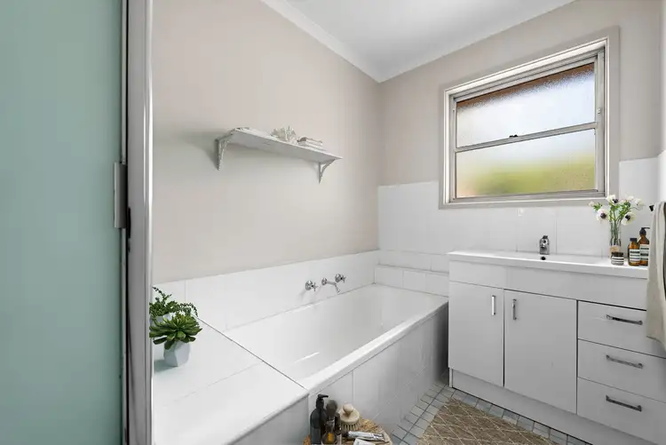 Fifth view of Homely house listing, 6 Sheringa Court, Mornington VIC 3931