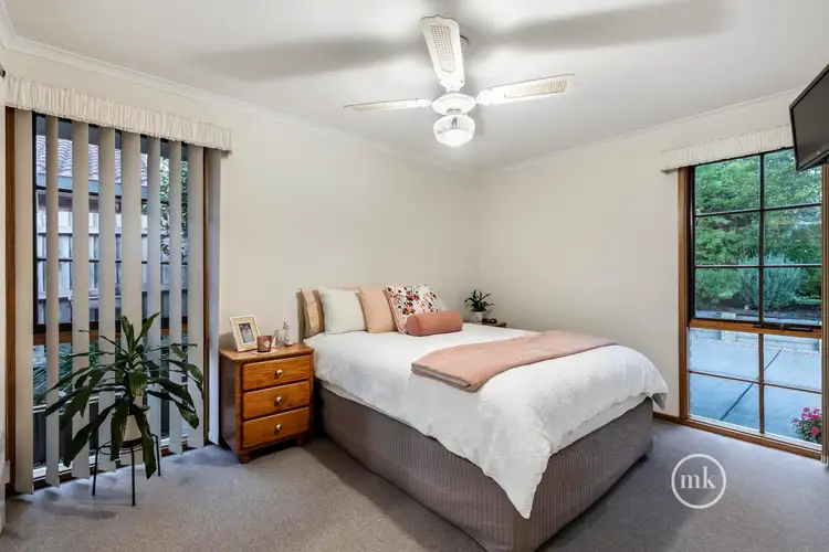 Fifth view of Homely house listing, 2 Elaroo Close, St Helena VIC 3088