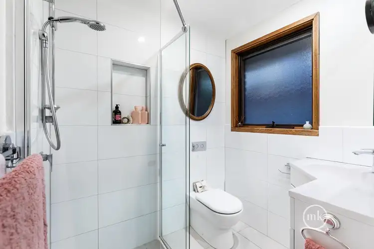 Sixth view of Homely house listing, 2 Elaroo Close, St Helena VIC 3088