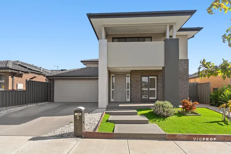 5 Mortlake Road