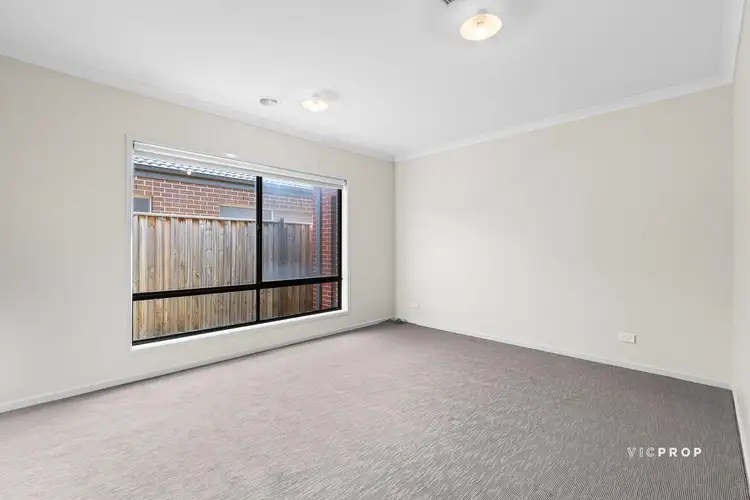 Fifth view of Homely house listing, 18 Roosevelt Way, Point Cook VIC 3030