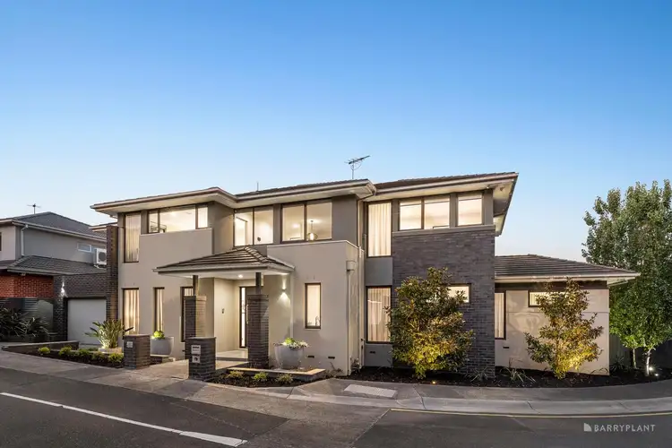 2 Morello Circle, Doncaster East VIC 3109