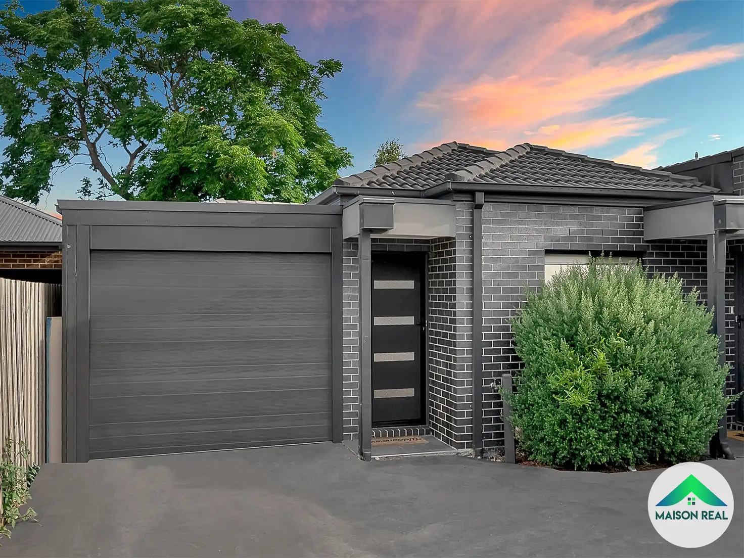 Main view of Homely unit listing, 2/39 Bindi Street, Glenroy VIC 3046