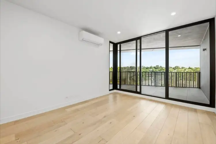 757 Toorak Road