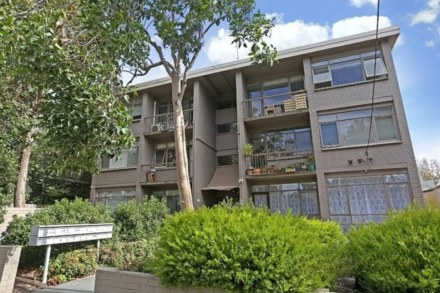 Main view of Homely apartment listing, 2/20 Valentine Grove, Armadale VIC 3143