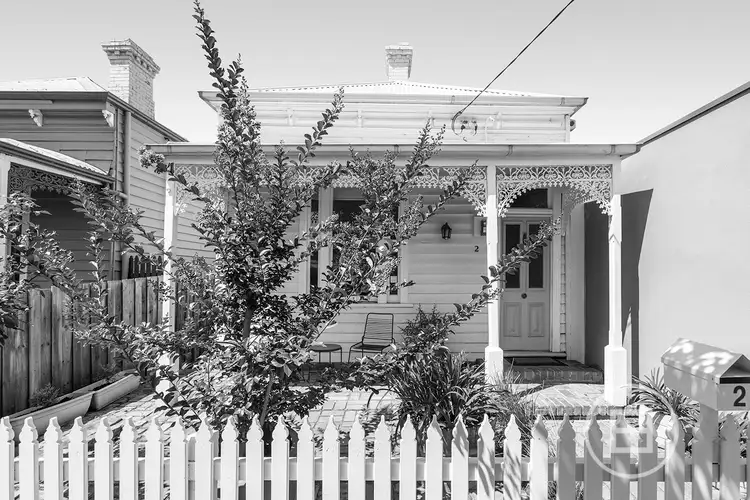 2 St Georges Road, Armadale VIC 3143
