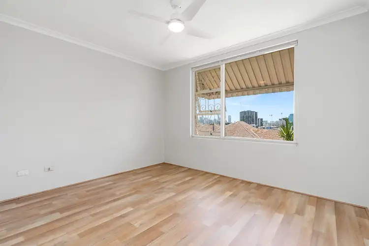 Fifth view of Homely unit listing, 10/16 Dovercourt Road, Toowong QLD 4066