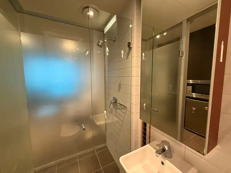 Fifth view of Homely apartment listing, 1810/181 A'beckett Street, Melbourne VIC 3000