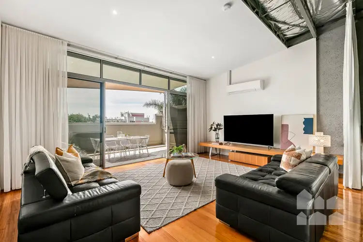 3 Bute Street