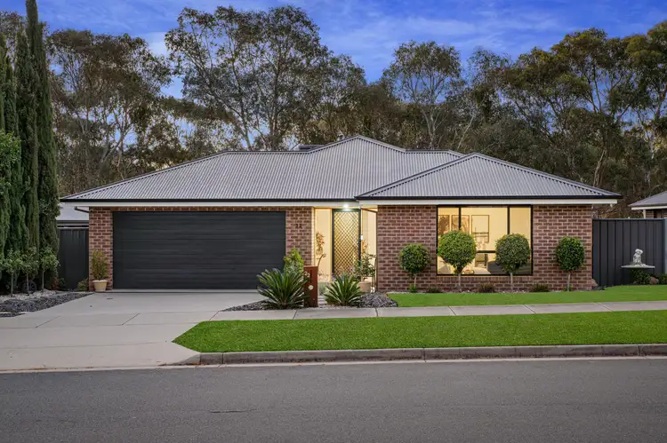22 Riverboat Drive, Thurgoona NSW 2640