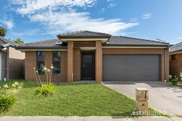 11 Maddock Street, Point Cook VIC 3030