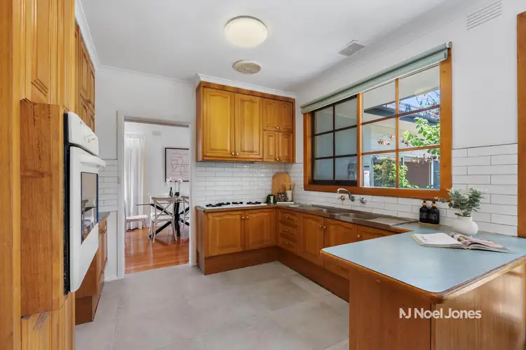 Sixth view of Homely house listing, 11 Kipling Court, Burwood East VIC 3151