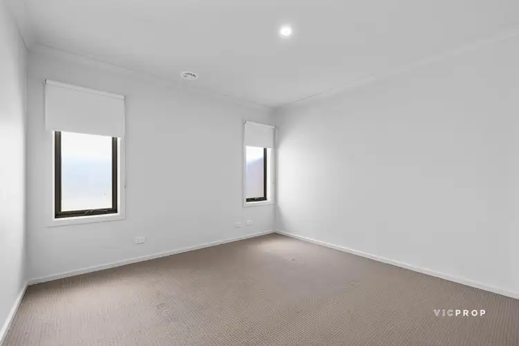 Fourth view of Homely house listing, 9 Overland Chase, Werribee VIC 3030