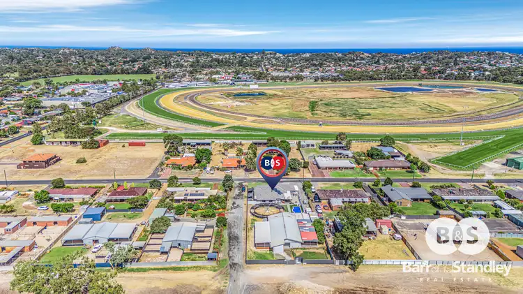 9 Barr Road, Carey Park WA 6230