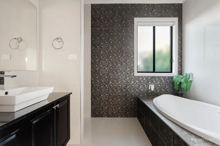 Fifth view of Homely house listing, 31 Fitzjohns Drive, Bundoora VIC 3083