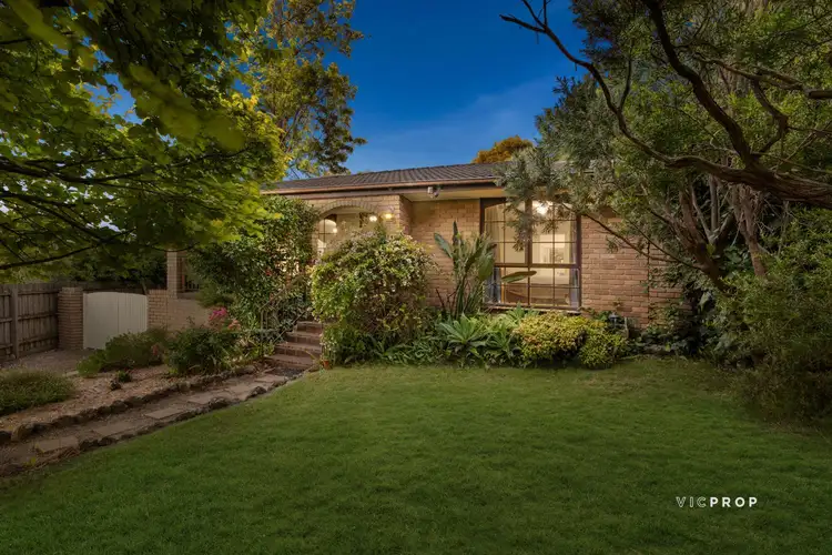 4 Crown Court, Ferntree Gully VIC 3156
