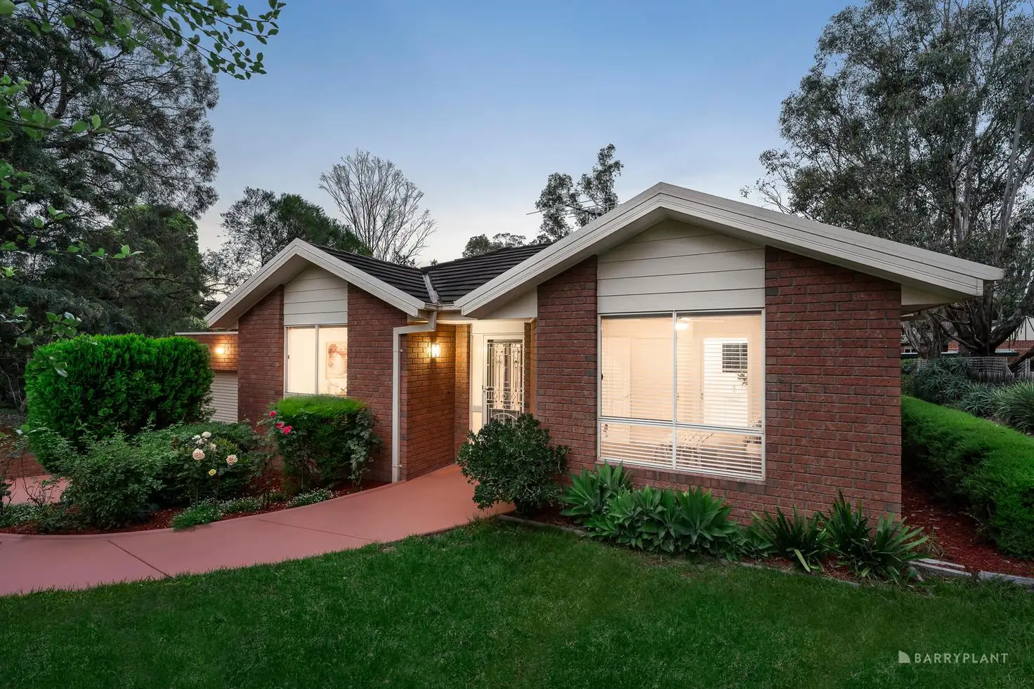 Main view of Homely unit listing, 1/10 Souter Street, Eltham VIC 3095