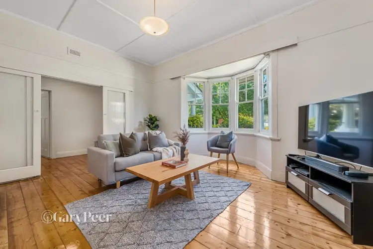 Second view of Homely house listing, 1/29 Eleebana Avenue, Hughesdale VIC 3166