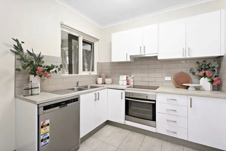 Third view of Homely apartment listing, 2/25 Royal Avenue, Glen Huntly VIC 3163