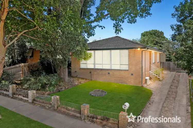 49 Armata Crescent, Frankston North VIC 3200