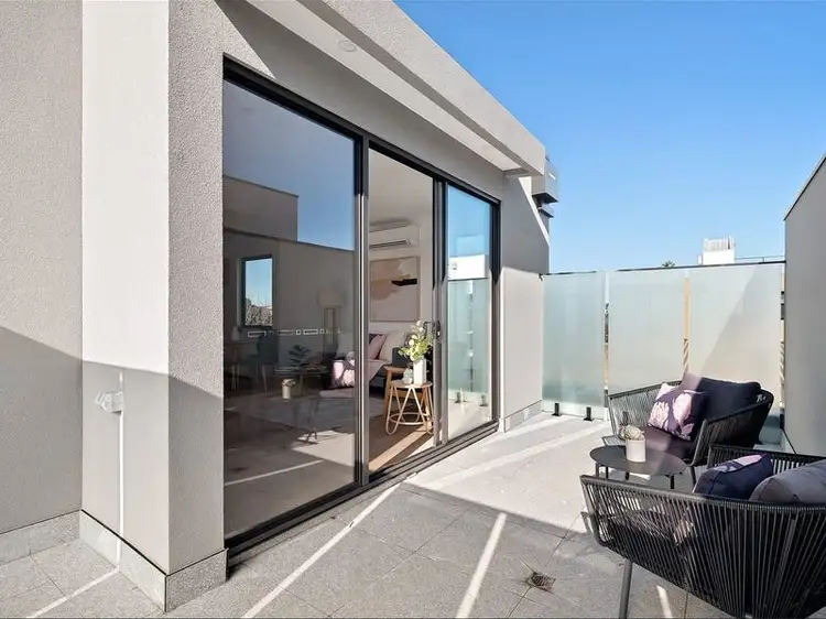 Fourth view of Homely townhouse listing, 2/450 Station Street, Bonbeach VIC 3196