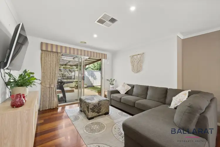 Fifth view of Homely house listing, 7 Cherohne Court, Brown Hill VIC 3350