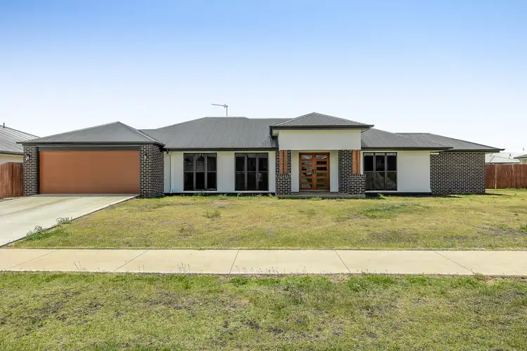15 Trevatt Street, Westbrook QLD 4350