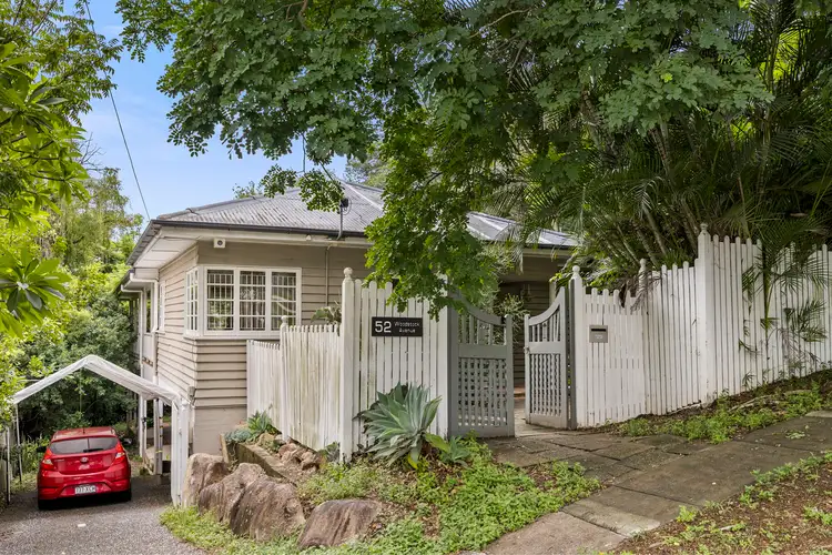 52 Woodstock Avenue, Taringa QLD 4068
