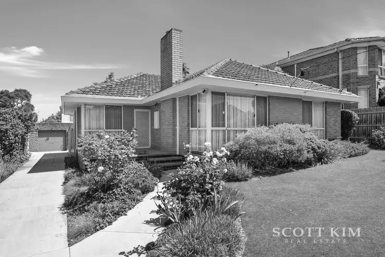 24 Kiah Street, Glen Waverley VIC 3150