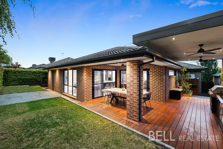 39 Tiverton Circuit, Mooroolbark VIC 3138